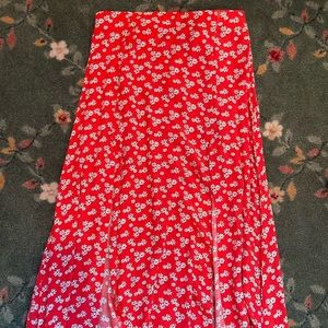 Zara floral skirt w/ 2 slits